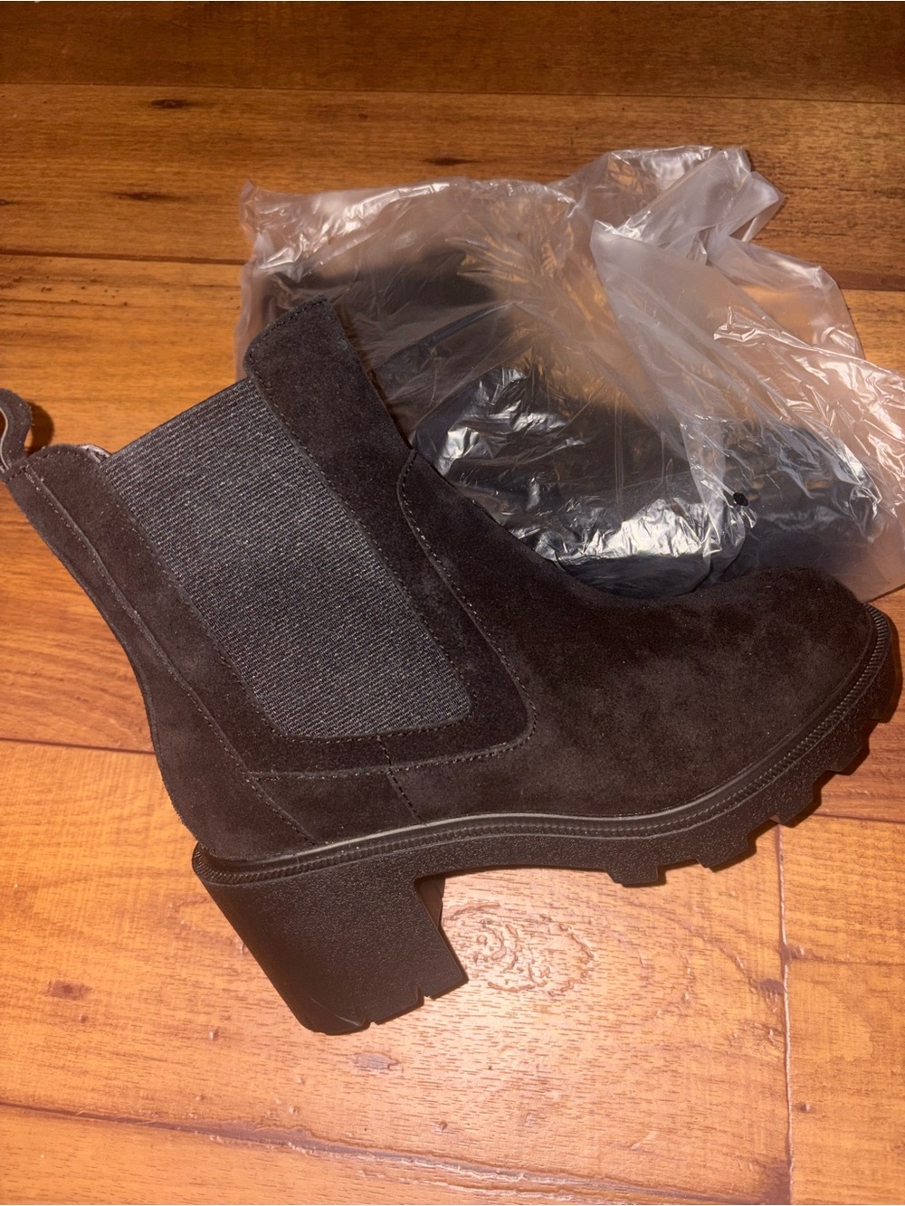 Lisa Vicky Womens Black Genuine Suede Platform Lug Sole Chelsea Ankle Boots 6.5M